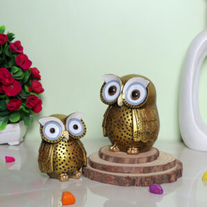 Handcrafted Owl Figurine Set – Decorative Showpiece With Two Different Sizes (Large: 13cm H x 9cm L x 9cm D, Small: 10cm H x 7cm L x 7cm D)