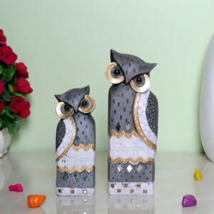 Decorative Golden Owl Figurine Set – Handcrafted Showpiece (Large: 19cm H x 6cm L x 4cm D, Small: 14cm H x 5cm L x 4cm D)