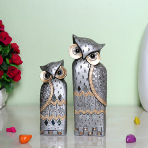 Decorative Golden Owl Figurine Set – Handcrafted Showpiece (Large: 19cm H x 6cm L x 4cm D, Small: 14cm H x 5cm L x 4cm D)