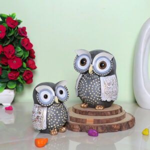 Handcrafted Owl Figurine Set – Decorative Showpiece With Two Different Sizes (Large: 13cm H x 9cm L x 9cm D, Small: 10cm H x 7cm L x 7cm D)
