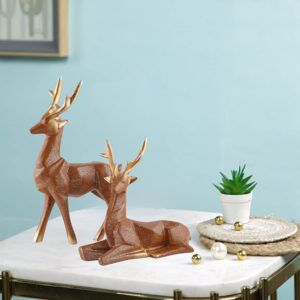 Brown Deer Couple Showpiece – 8 Inch Resin Statue